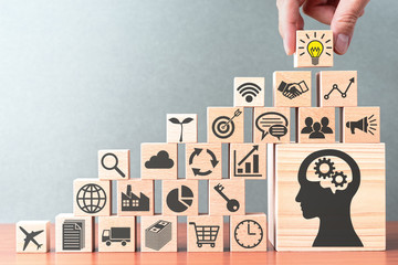 传媒十大龙头股都有哪些？